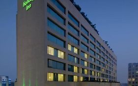 Holiday Inn International Airport By Ihg  5*